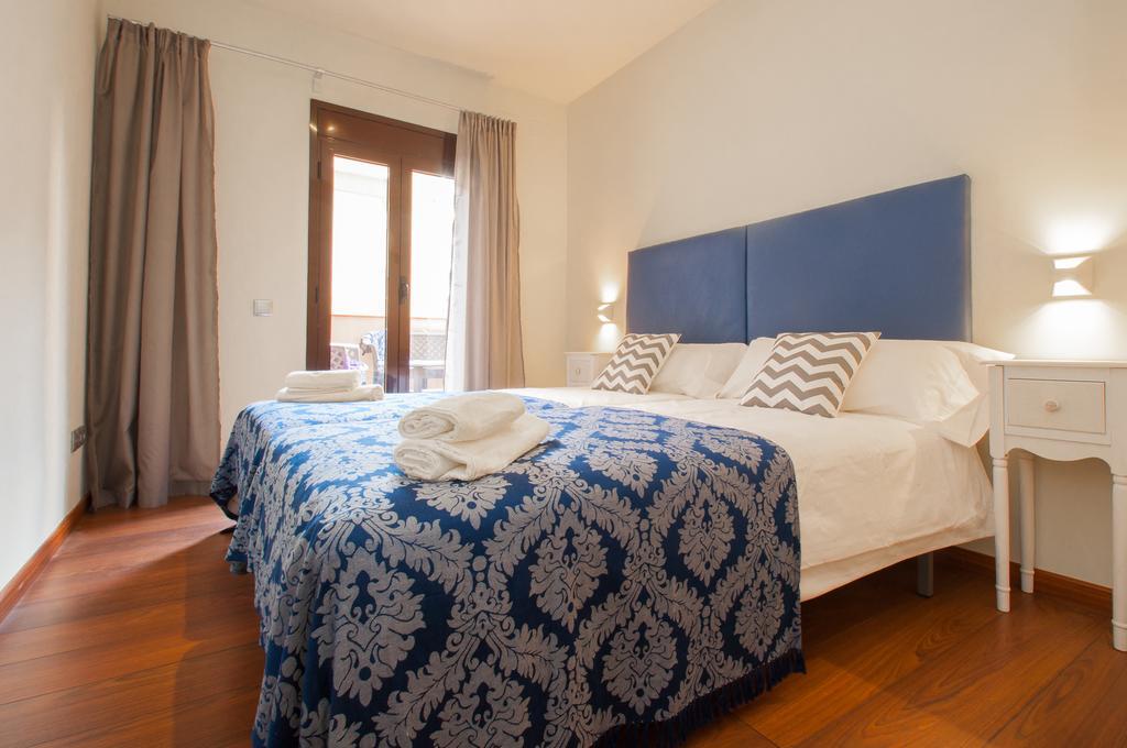 Autentic Eixample Barcelona Room photo