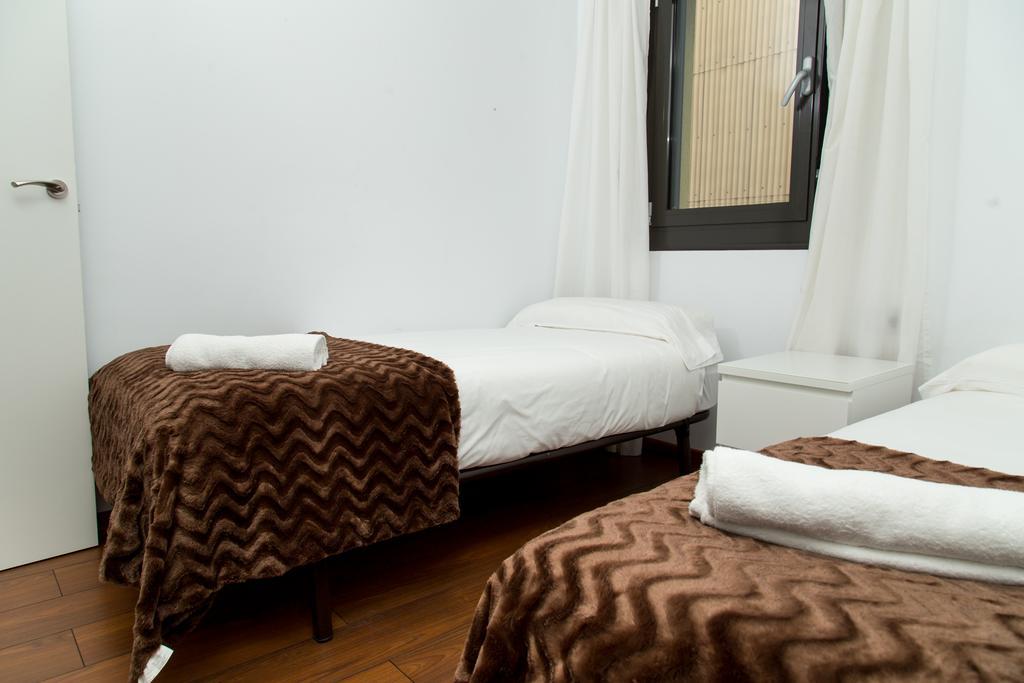 Autentic Eixample Barcelona Exterior photo